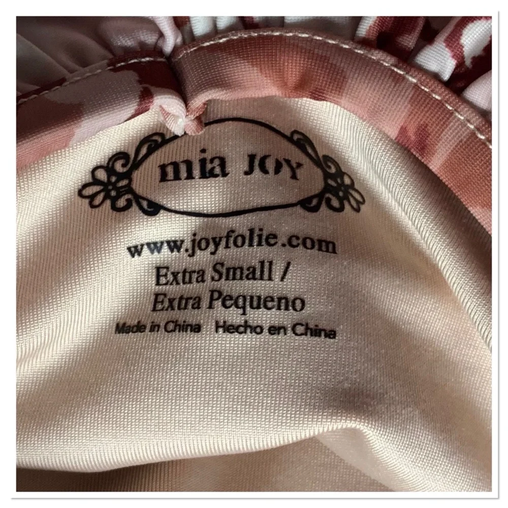 NWT Joyfolie Evie One Piece Swimsuit Neutral Pink Extra Small